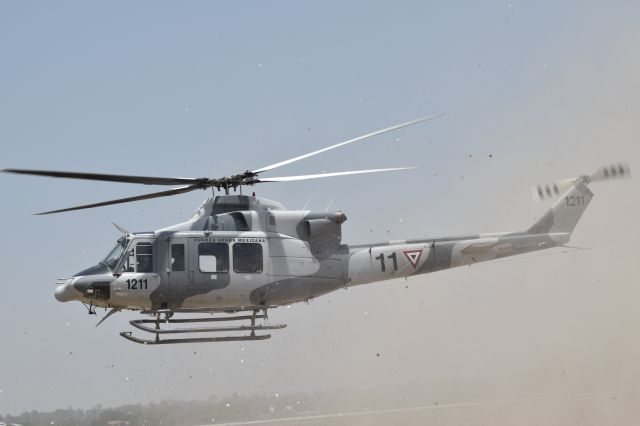 Bell 412 (FAM1211) - Mexican Air Force 101 squadron´s Bell 412, FAM 1211 display a takeoff in airshow in Santa Lucia AB on april 2017. Unfortunately the next octuber of same year, this helicopter was lost in a special operation flight training accident near to Pueblo Nuevo, Durango.   