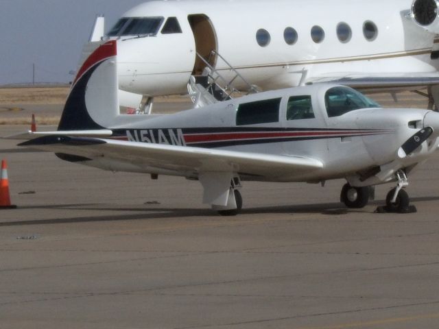 Mooney M-20 (N51AM)