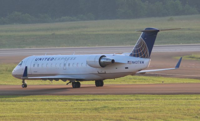 Canadair Regional Jet CRJ-200 (N437AW)