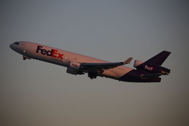 Boeing MD-11 (N613FE)