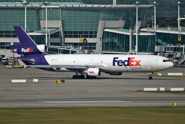 Boeing MD-11 (N607FE)