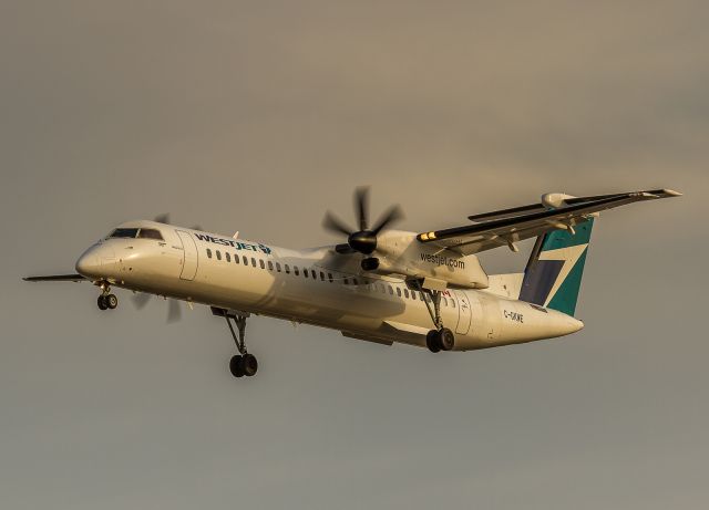 de Havilland Dash 8-400 (C-GKWE)