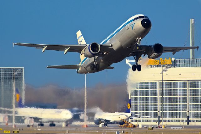 Airbus A320 (D-AICA)