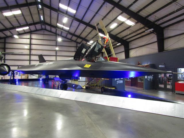 Lockheed Blackbird (61-7975) - A Lockheed SR-71A "Blackbird" on display at March Field Air Museum. 