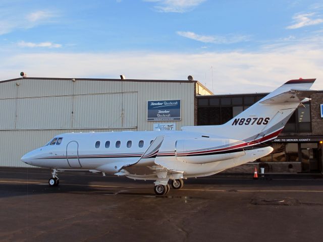 Hawker 800 (N897QS)