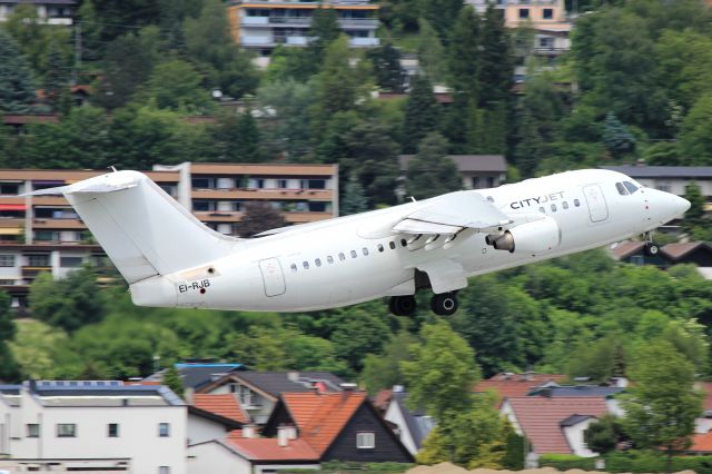 Avro Avroliner (RJ-85) (EI-RJB)