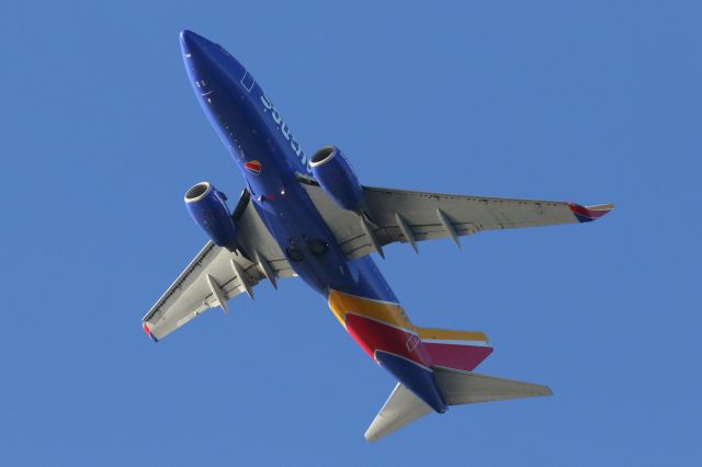 Boeing 737-700 (SWA2580) - SWA2580 departure to KBWI