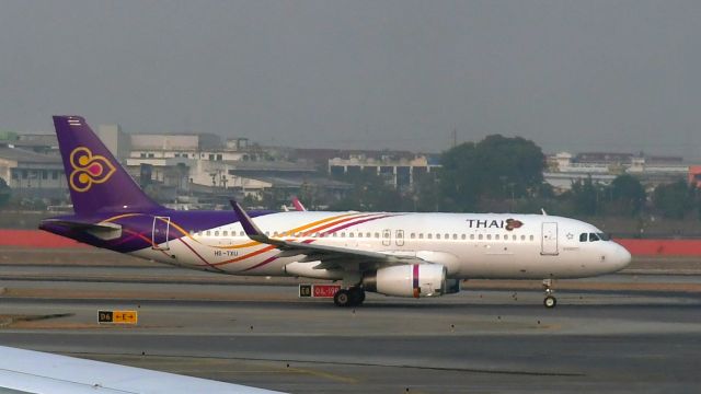Airbus A320 (HS-TXU) - Thai Airways Airbus A320-232(WL) HS-TXU in Bangkok 