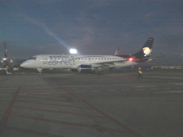 Embraer ERJ-190 (XA-ACM)