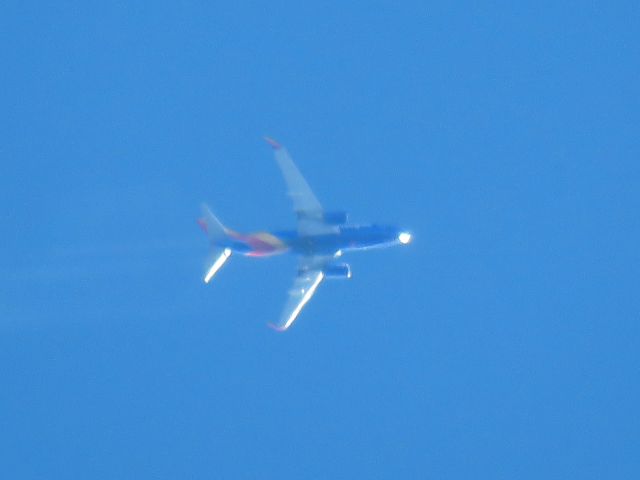Boeing 737-700 (N7844A)