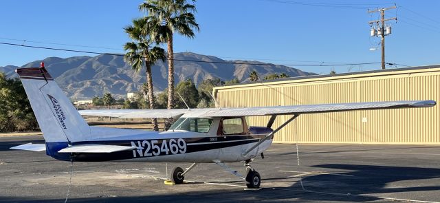 Cessna 152 (N25469)