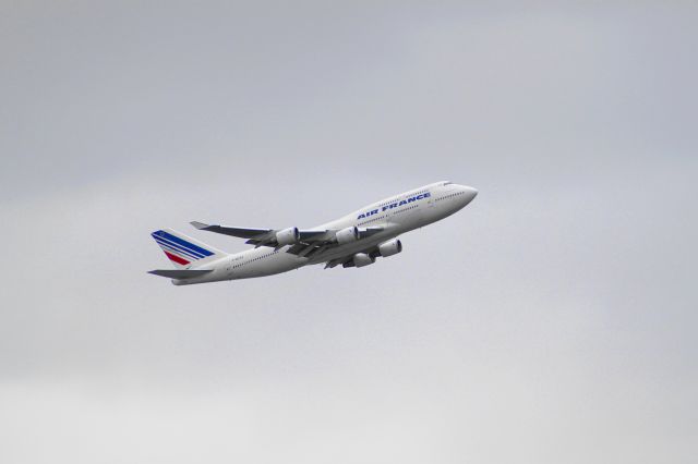 Boeing 747-400 (F-GEXA) - 5-18-10