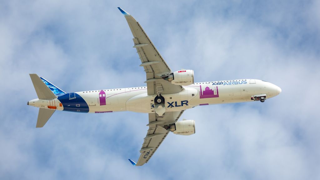 Airbus A321 (F-WXLR)