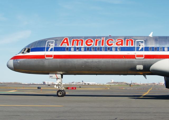 Boeing 757-200 (N612AA) - AA !