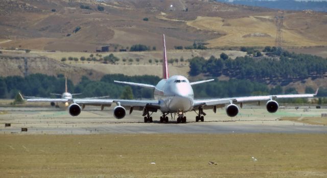 Boeing 747-200 (EC-KQC)