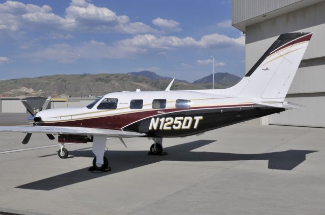 Piper Malibu Mirage (N125DT)