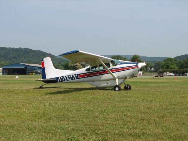 Cessna Skywagon (N70071)