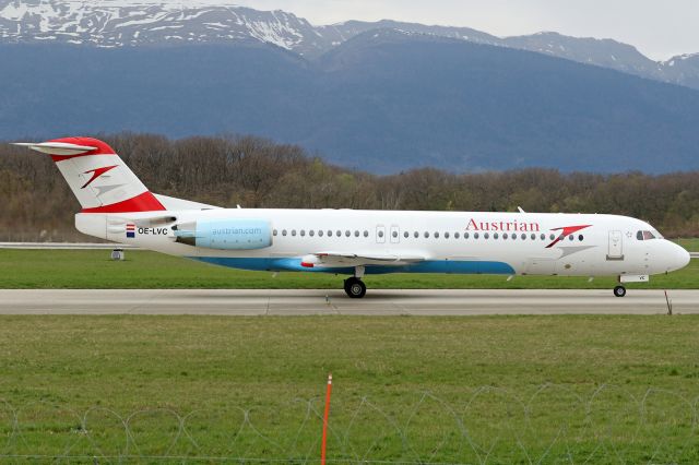 Fokker 100 (OE-LVC)