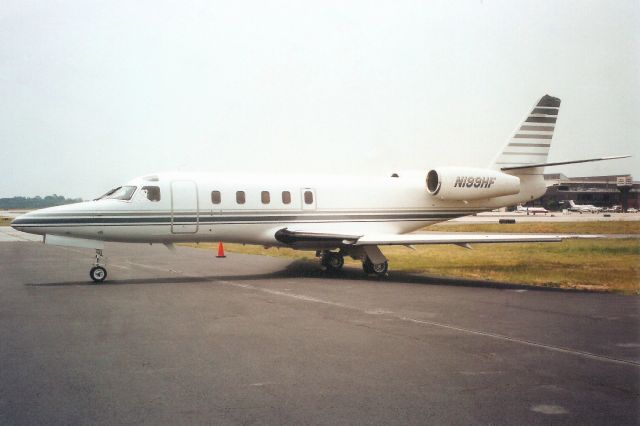 IAI Gulfstream G100 (N199HF) - Seen here in May-00.br /br /Reregistered N199HE 23-Apr-01,br /then N388WA 13-Dec-16.