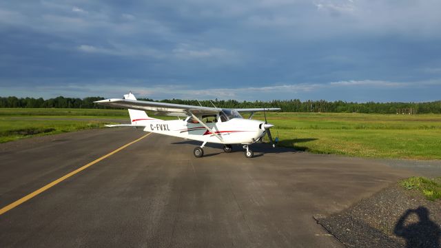 Cessna Skyhawk (C-FVXL)