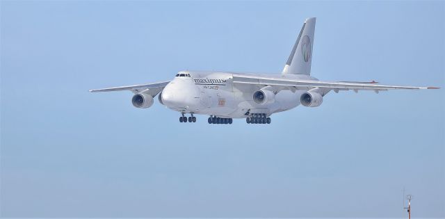 — — - Maximus Air Cargo UR-ZYD Antonov An-124-100
