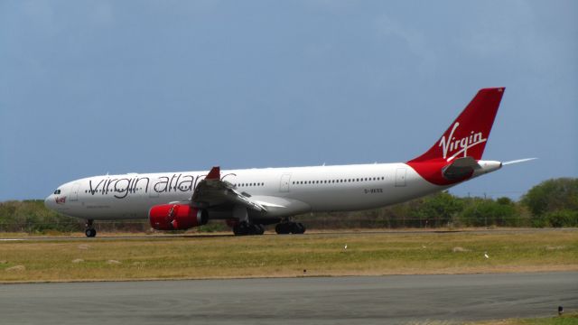 Airbus A330-300 (G-VKSS)