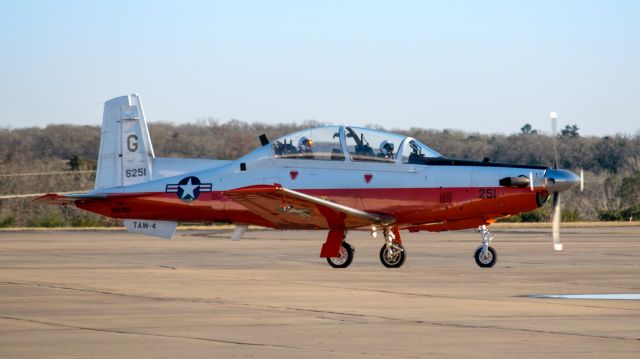 16-6251 — - T-6B Texan II, 166251, TAW-4, College Station TX, Jan-2018