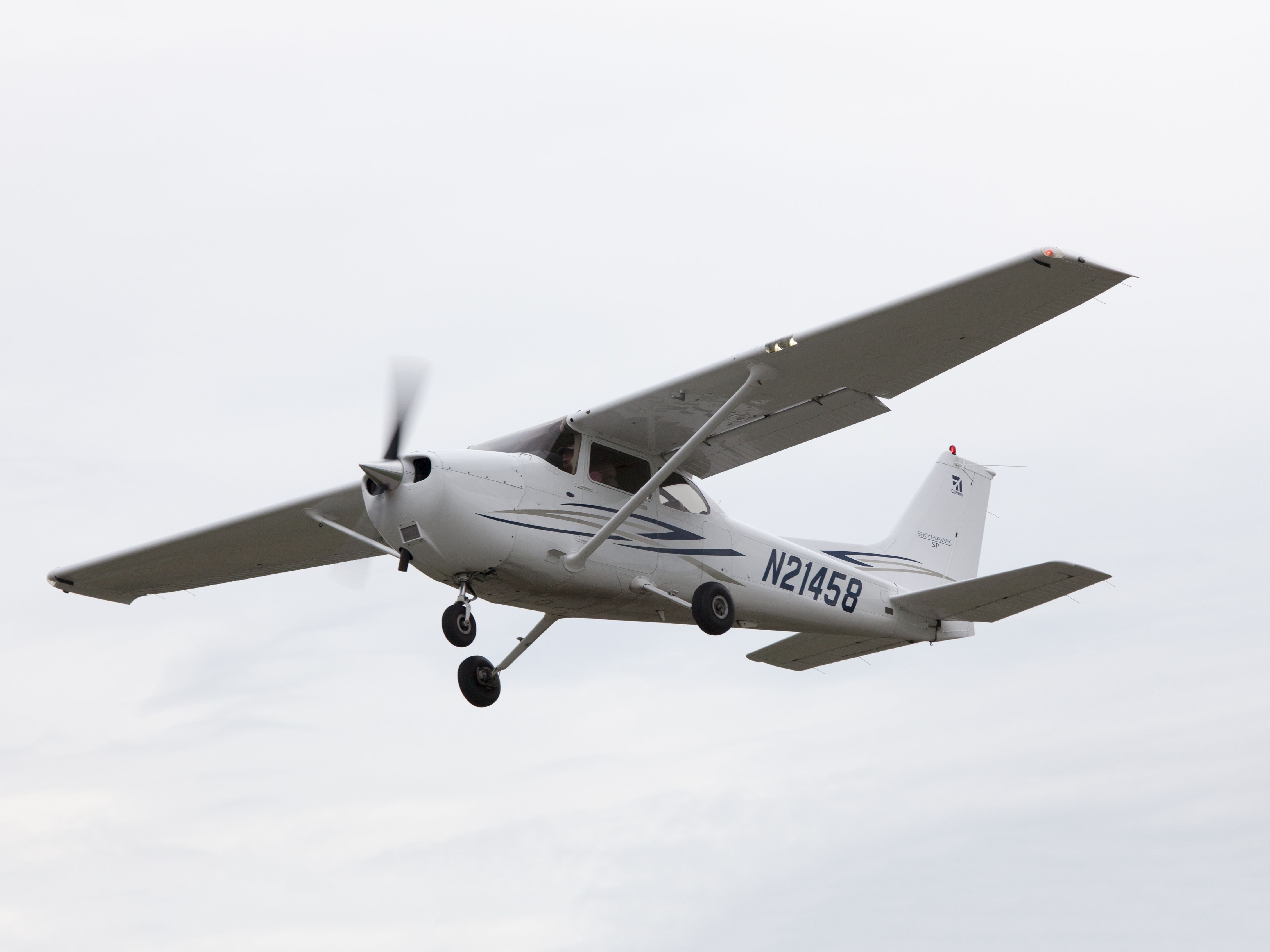 Cessna Skyhawk (N21458)