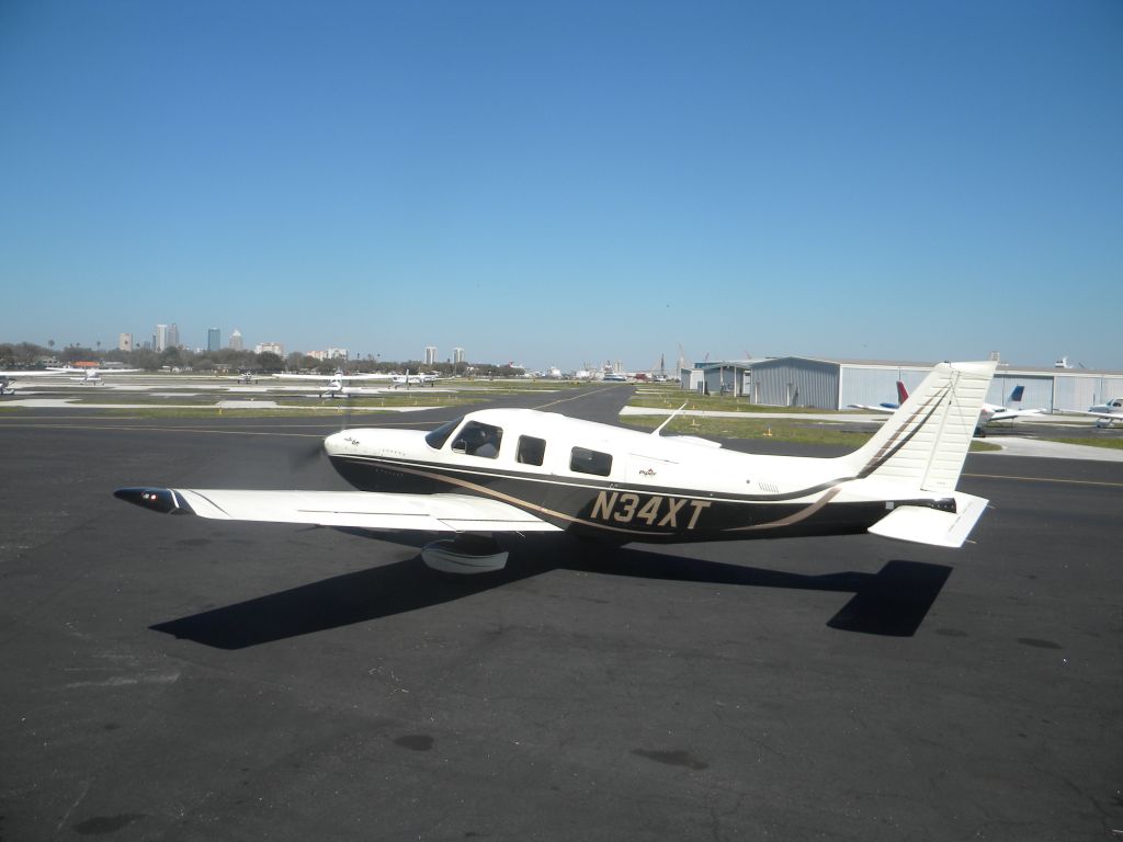 Piper Saratoga (N34XT)