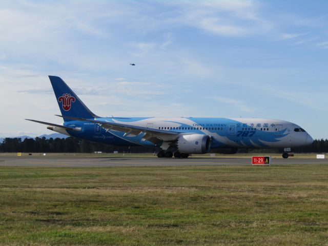 Boeing 787-8 (B-2727)