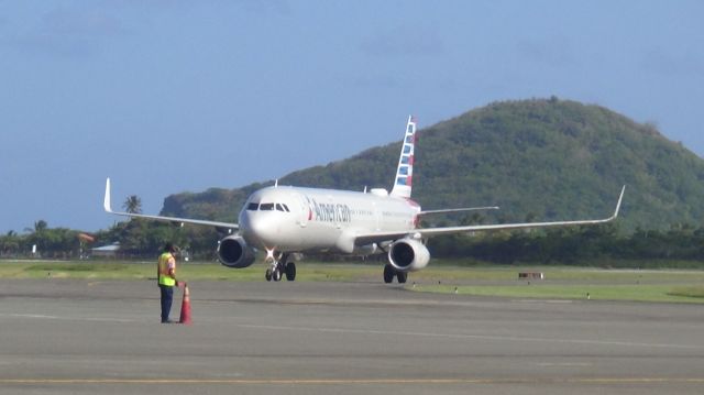 Airbus A321 (N131NN)