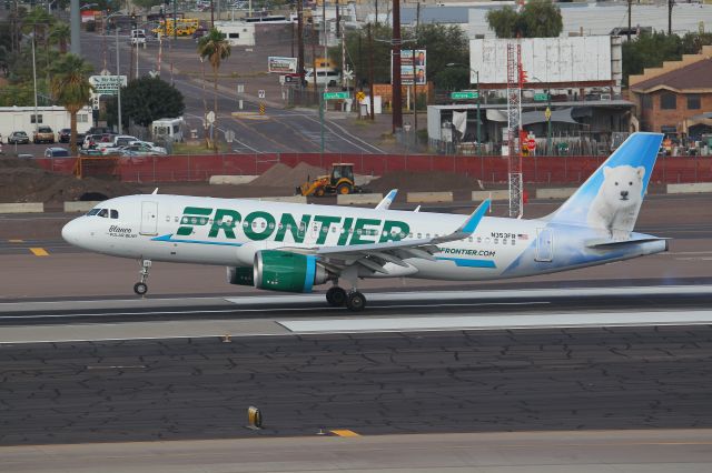 Airbus A320 (N353FR)