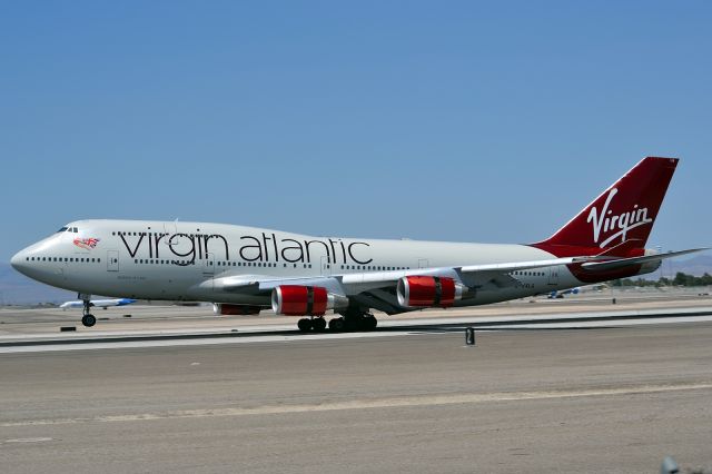 Boeing 747-400 (G-VXLG)