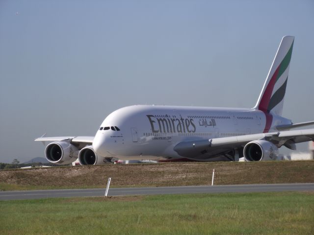 Airbus A380-800 (A6-EEK)