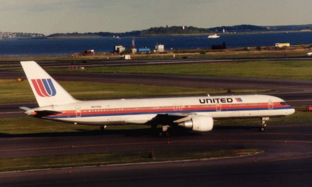 Boeing 757-200 (N572UA) - From August 1997