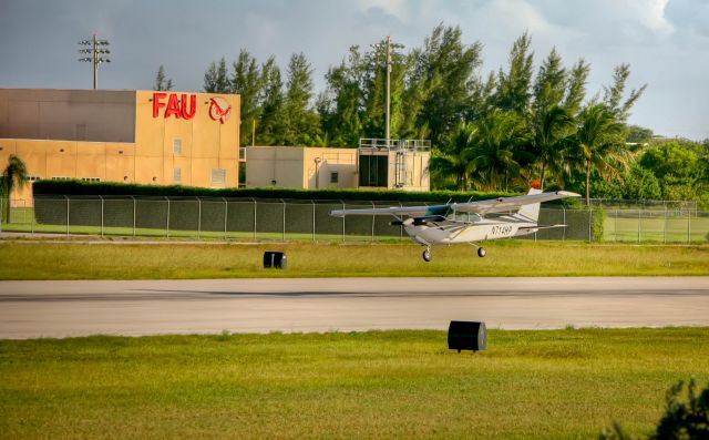 Cessna Cutlass RG (N714HP) - Landing in Boca Raton, Florida