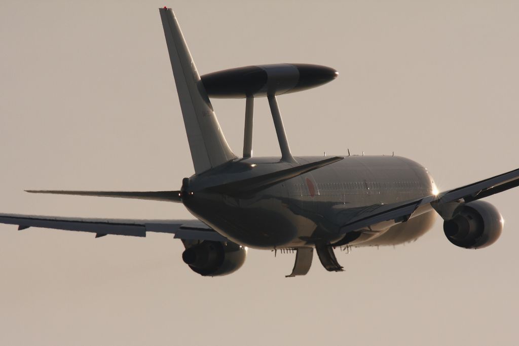 BOEING E-767 (64-3501)