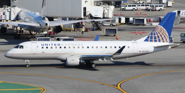 Embraer 175 (N117SY) - 8-16-16