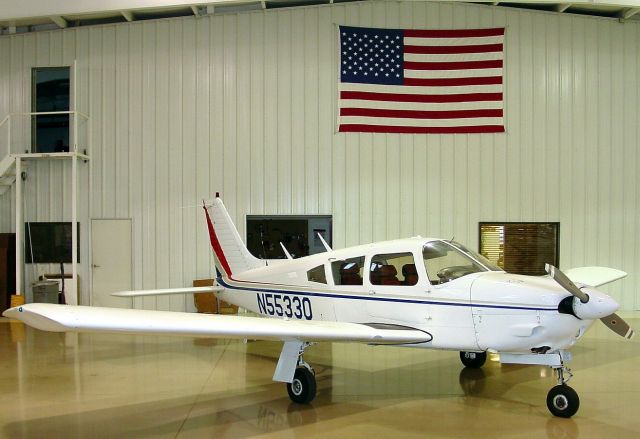 Piper Cherokee Arrow (N55330)