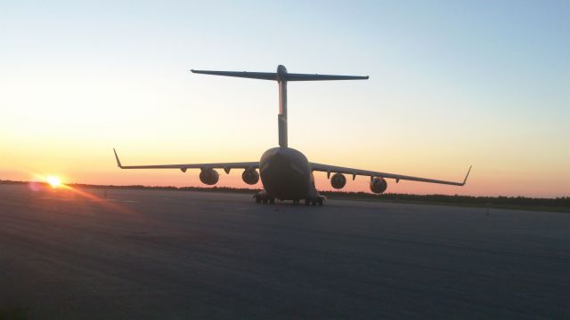 Boeing Globemaster III (N30603) - C17 on layover