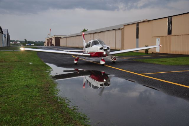 Piper Cherokee (N4524F)