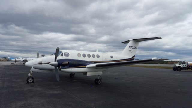 Beechcraft Super King Air 200 (N703JR)