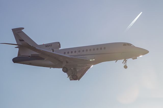 Dassault Falcon 900 (N6VF)