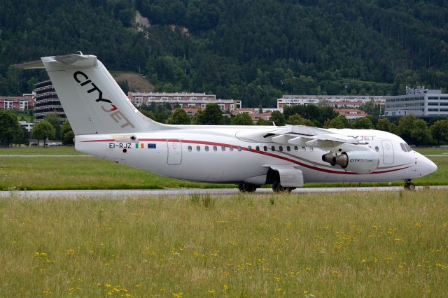 Avro Avroliner (RJ-85) (EI-RJZ)