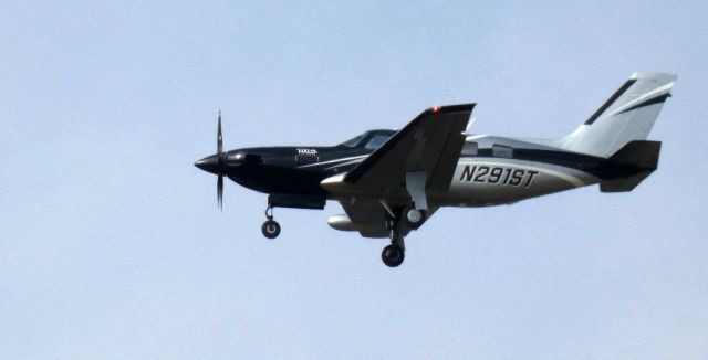 Piper Malibu Meridian (N291ST) - On short final is this 2022 Piper Mailibu Meridian PA-46-600TP in the Winter of 2023.