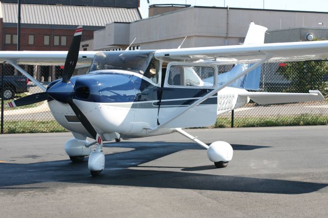 Cessna Skylane (N922BC)