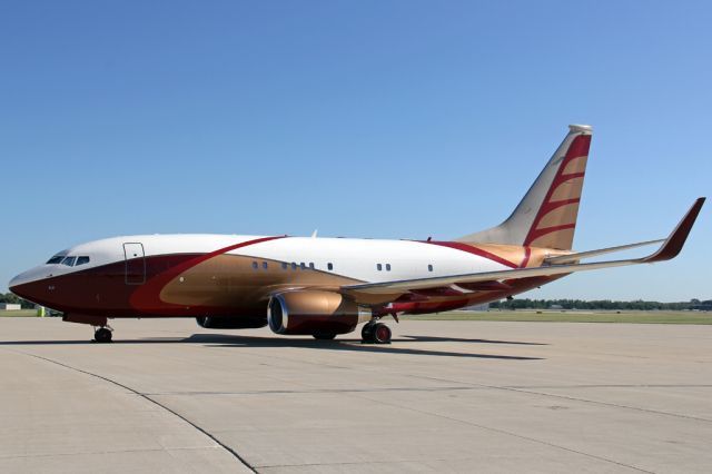 Boeing 737-700 (N888TY) - TY Air Inc.