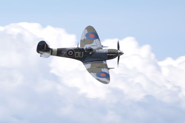 SUPERMARINE Spitfire (NX614VC)