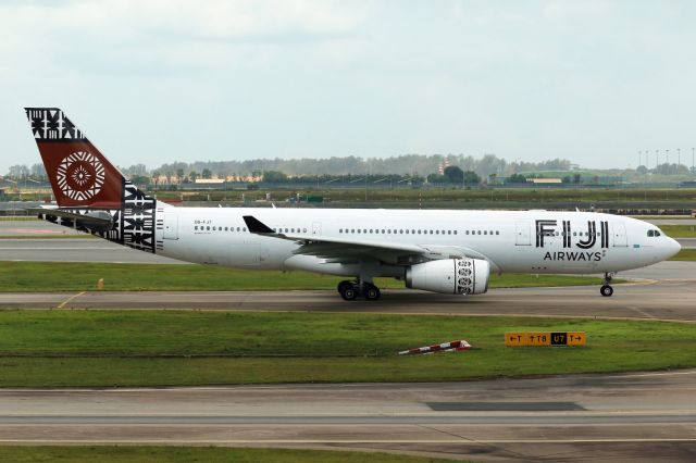 Airbus A330-200 (DQ-FJT)