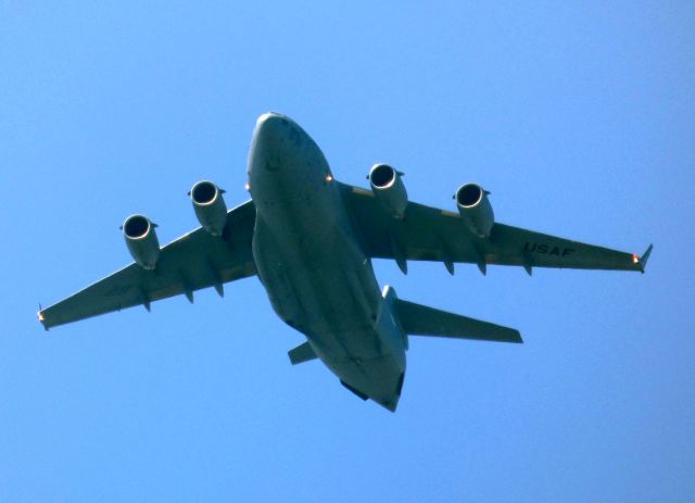 04-4128 — - This Boeing C-17A Globemaster flying over Bucks Co. PA enroute to KWRI NJ (McGuire AF Base), 2021